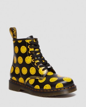 Black Women's Dr Martens 1460 Smiley® Smooth Leather Lace Up Boots | USA_Dr22243