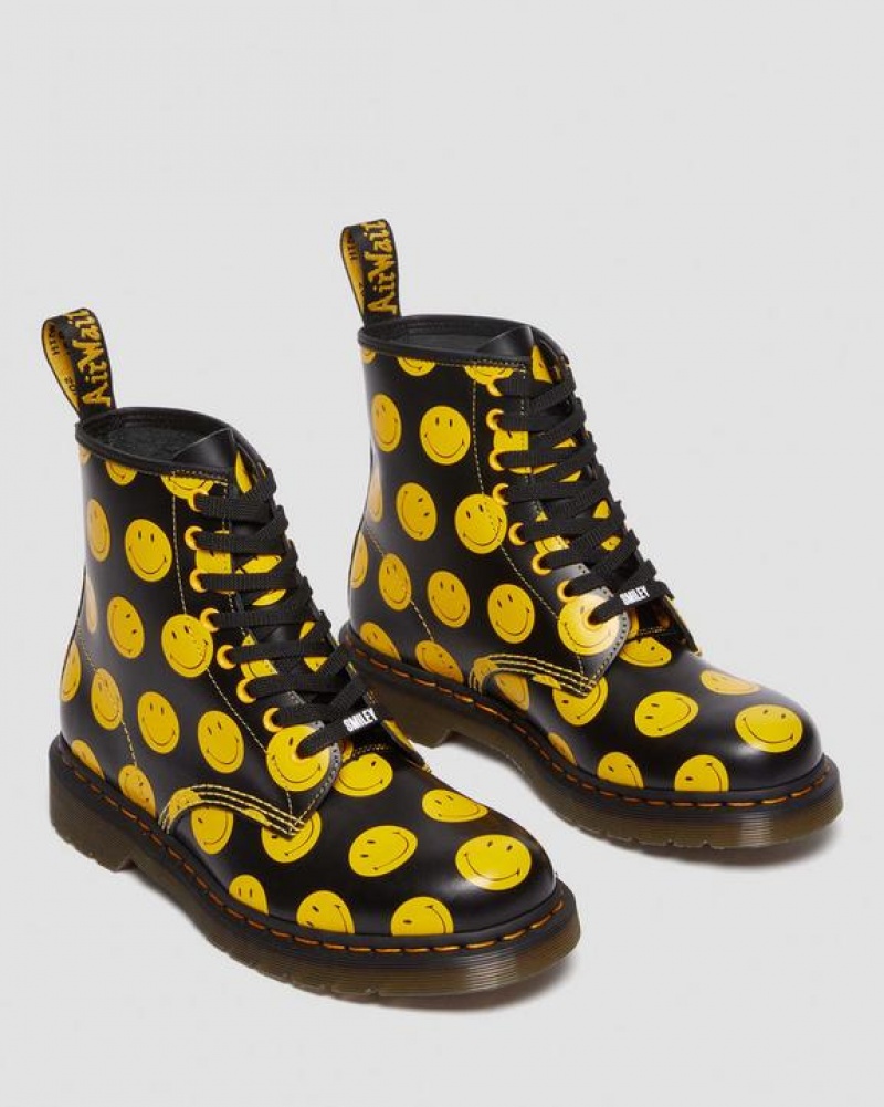 Black Women's Dr Martens 1460 Smiley® Smooth Leather Lace Up Boots | USA_Dr22243